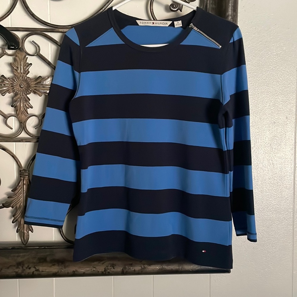 Tommy Hilfiger zipper accent top